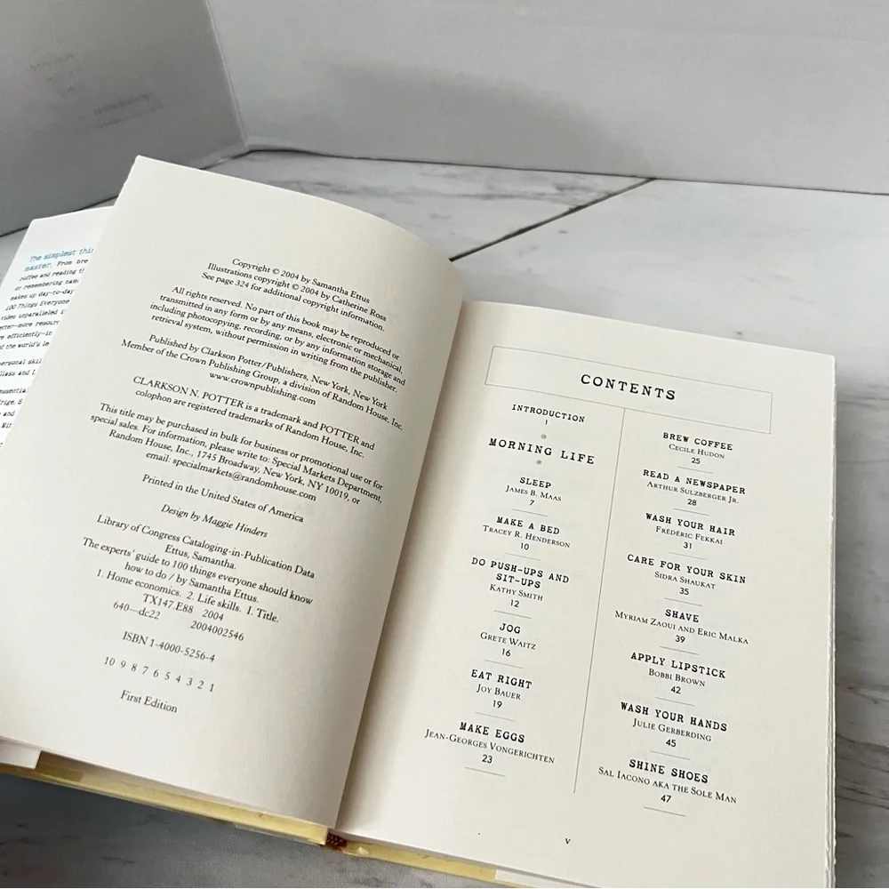 The Experts' Guide to 100 Things Everyone Should Know How to Do Hard Cover Book